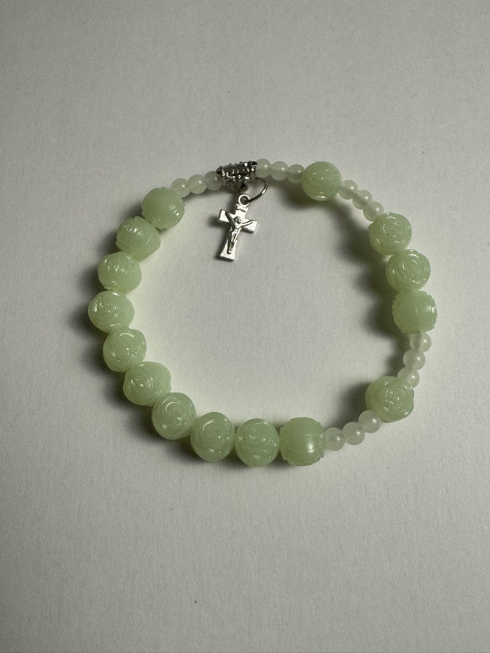 Delicate Green Beaded Bracelet with Cross Charm